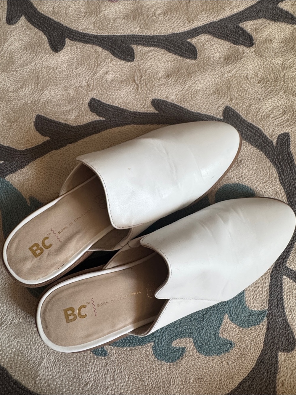 BC White Leather Slip-On Mule for Women
